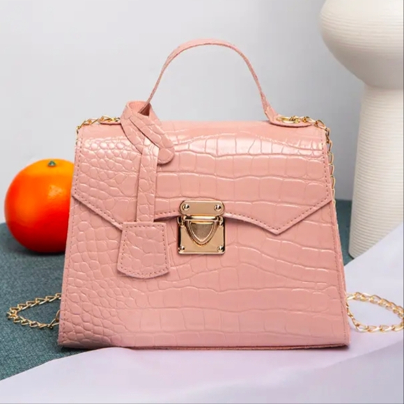 Handbags - Nwt! Cute! Dusty rose mini bag